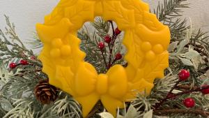 Beeswax Winter Holly Berry & Birds Wreath Plain or Painted