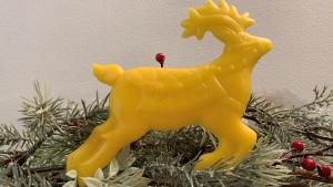 Beeswax Prancer Reindeer