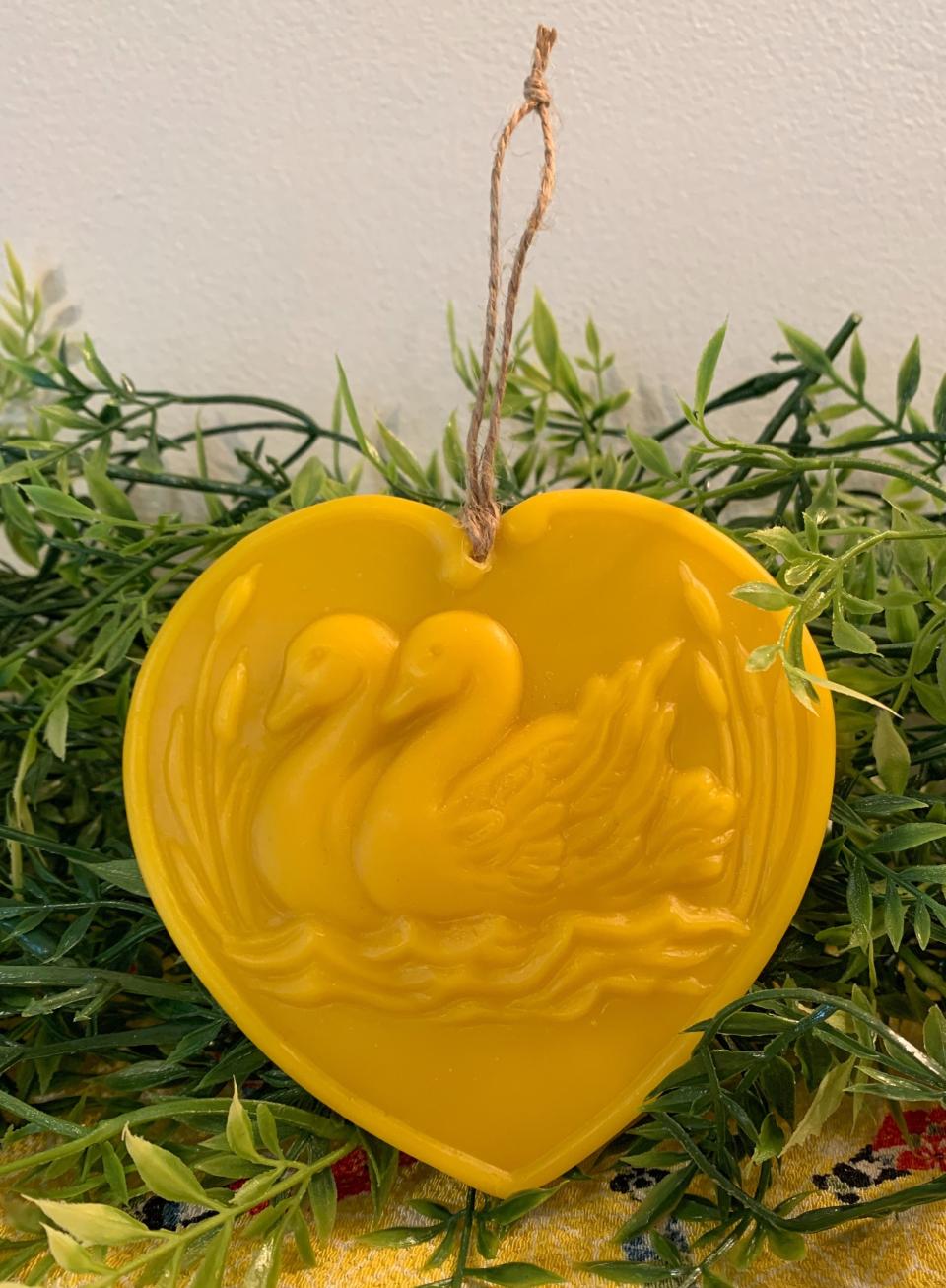 Beeswax Swan Song Heart Suncatcher