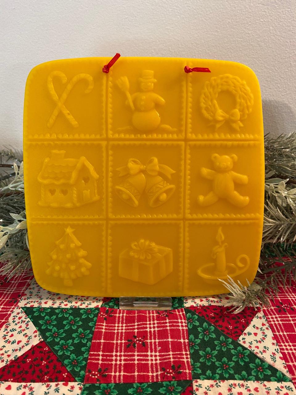 Beeswax Christmas Wall Decor