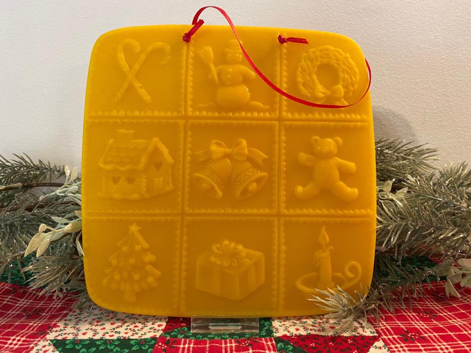 Beeswax Christmas Wall Decor