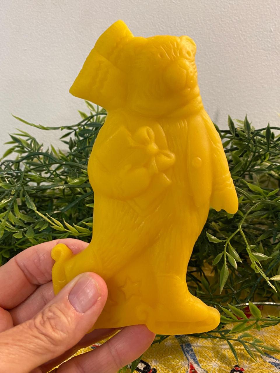 Beeswax Skater Bear